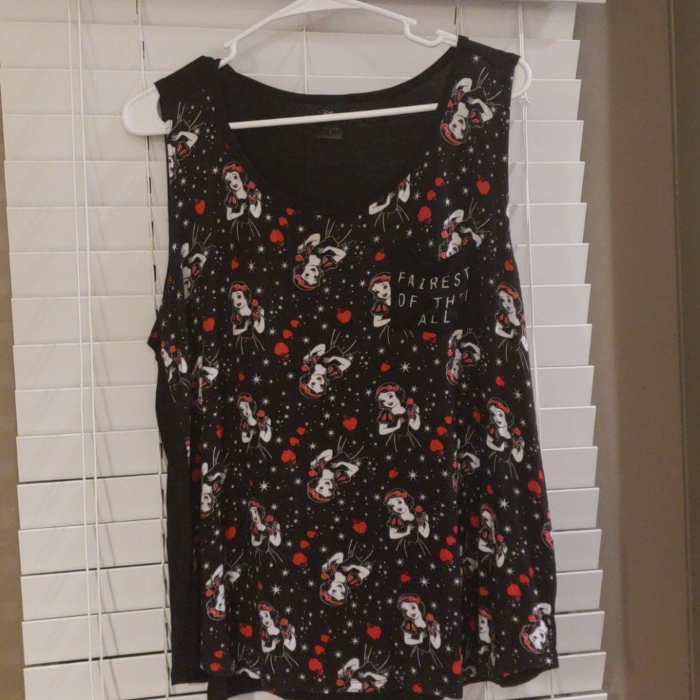 Disney Torrid top 0